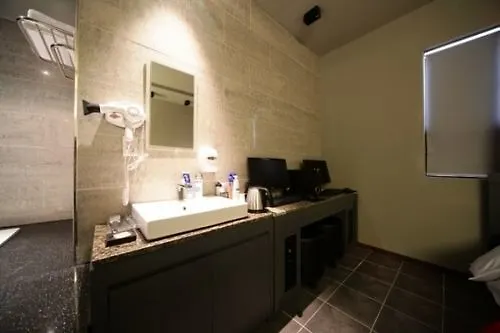 Fan Hotel Ulsan 2*,  South Korea